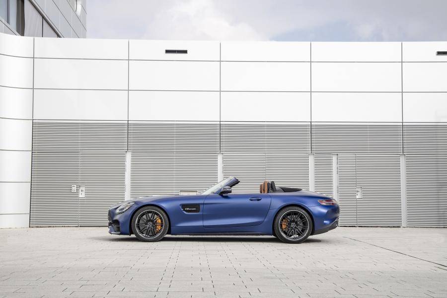  Mercedes-AMG GT Roadster (R190) 2019 года  (WW) (фото 18 из 20)